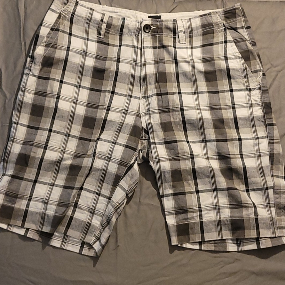 Shorts. Plaid.
